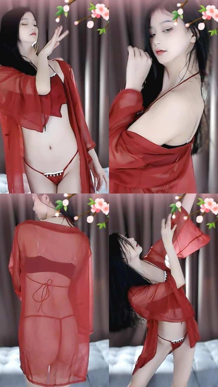 【网易CC主播】耶耶 土豪定制古风丁字内内热舞视频[320M-4分钟]